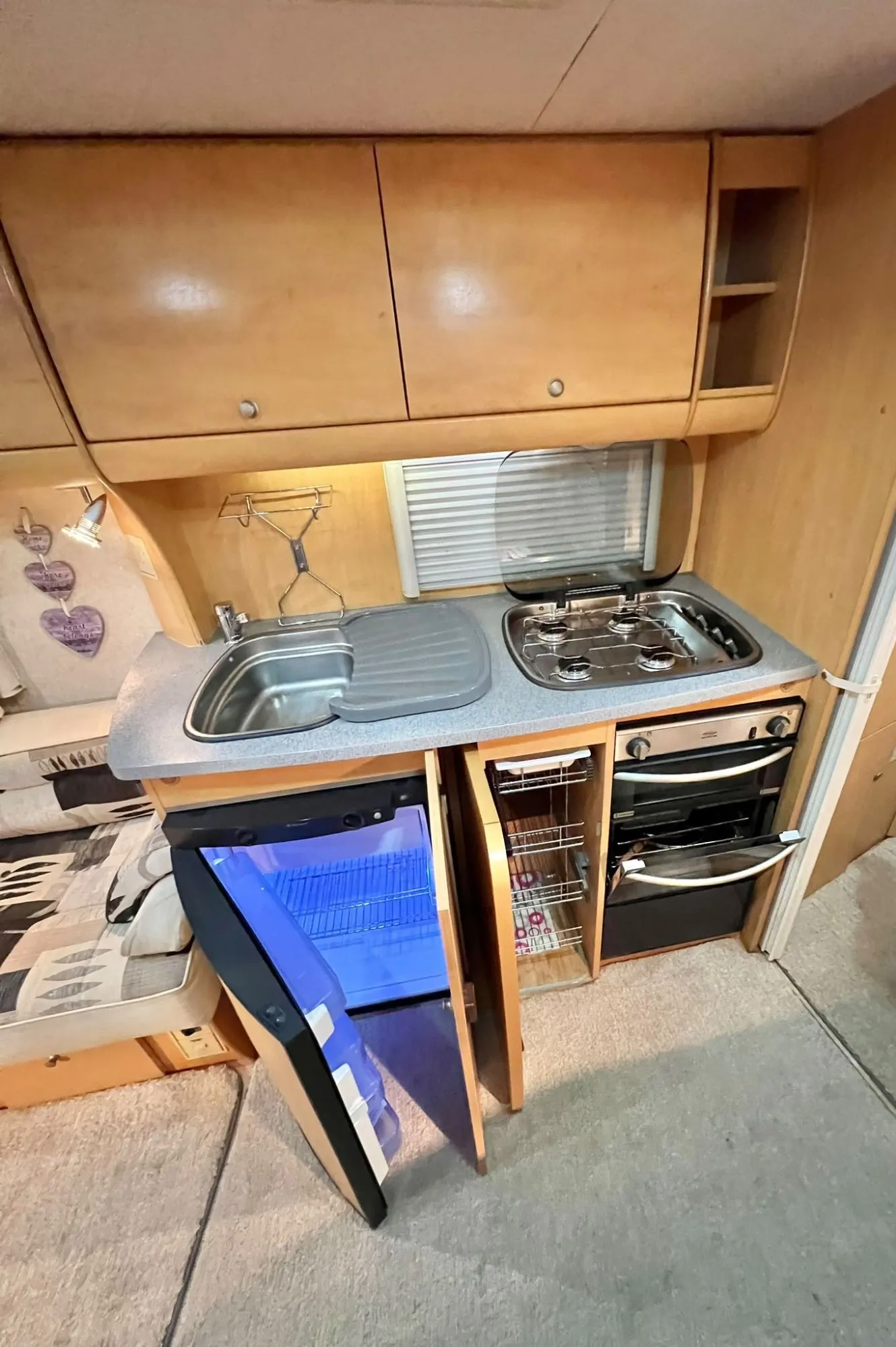 Lunar Delta TI Kitchen